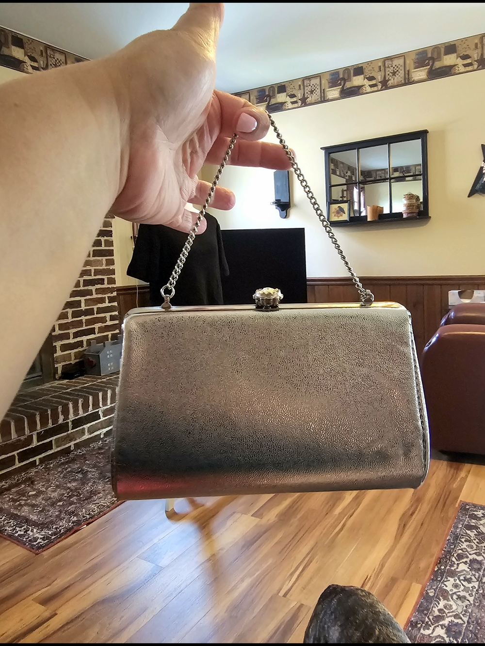 Vintage Metallic Silver Evening Clutch with Chain Strap
